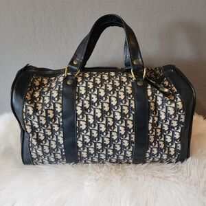 ✨️Dior✨️ duffel bag with leather trim.